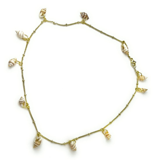 SEASHELLS NECKLACE